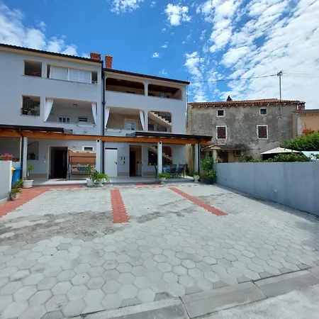 App Roko 2 Apartment